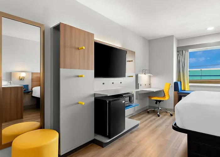 Microtel Inn & Suites By Wyndham Tulsa - Catoosa Route 66